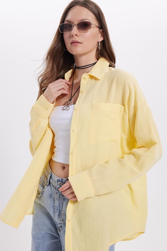 Kadın Oversize Geniş Kesim %100 Pamuk Müslin Kumaş Uzun Kollu Cepli Dokulu Sarı Gömlek