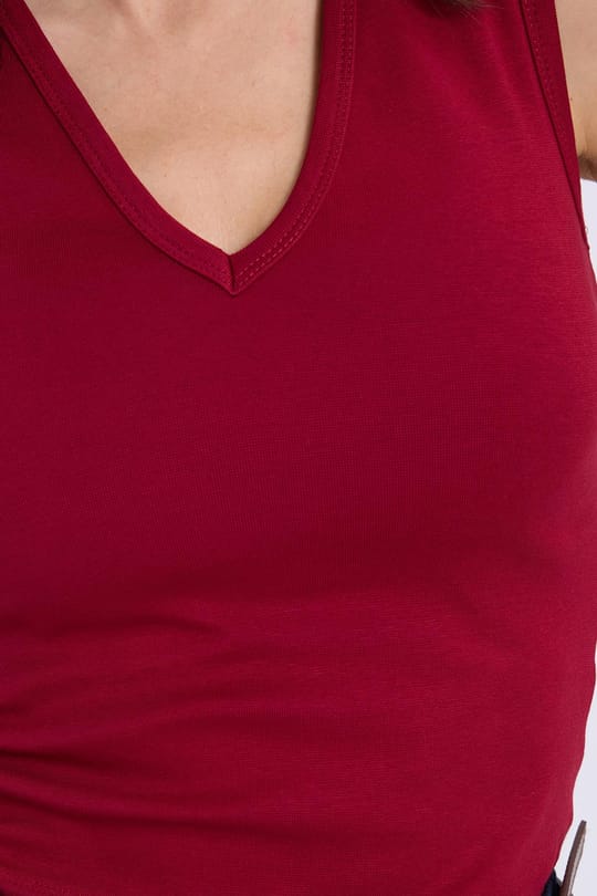 Kadın Slim Fit Dar Kesim V Yaka Sıfır Kol Pamuklu Ribanalı Bordo Bluz