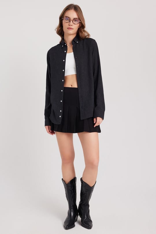 Kadın Slim Fit Düğmeli Yaka Kışlık Yün Viskon Düz Siyah Gömlek
