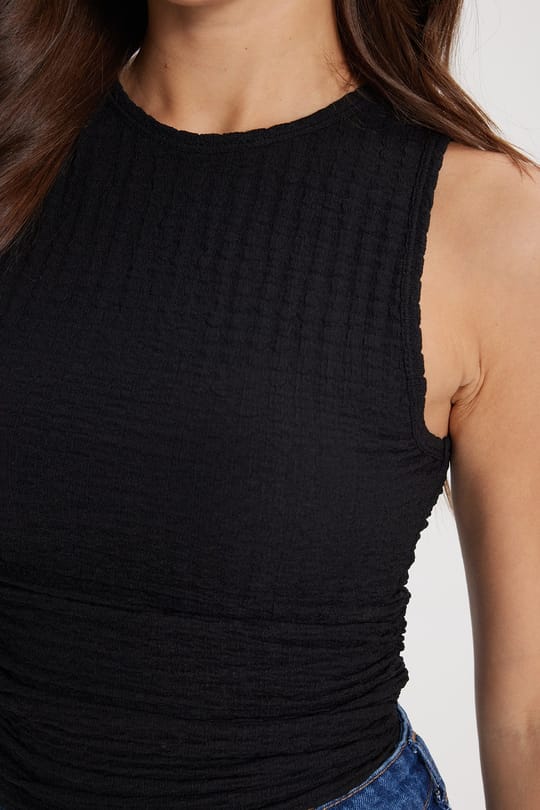 Kadın Slim Fit Dar Kesim Bürümcük Kumaş Likralı Siyah Askılı Bluz