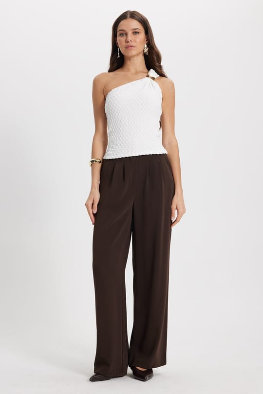 Kadın Slim Fit Dar Kesim Tek Omuz Tek Kol Doku Desenli Ekru Bluz