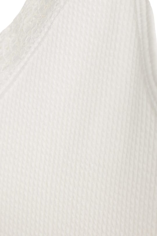 Kadın Slim Fit Dar Kesim Askılı V Yaka Dantel Detaylı Ekru Atlet Bluz