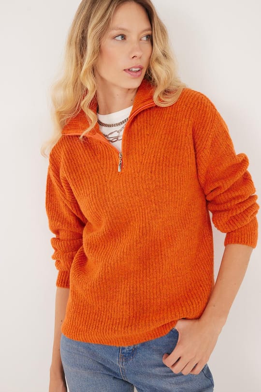 Kadın Oversize Geniş Kesim Dokumalı Fermuarlı Yaka Kiremit Kazak