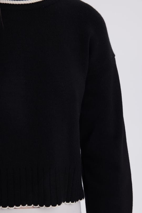 Kadın Oversize Geniş Kesim Bisiklet Yaka Çizgili Siyah Kazak