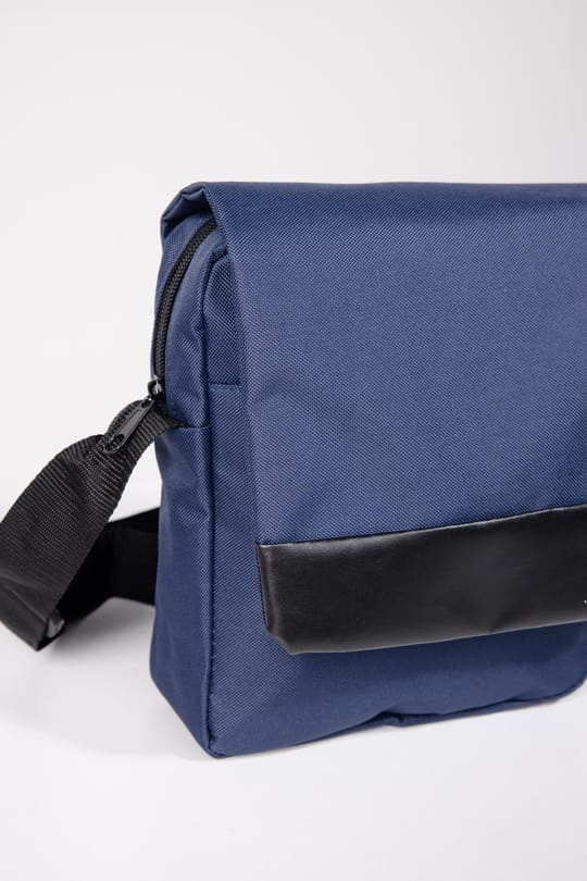Unisex Ayarlanabilir Çapraz Askılı Lacivert Omuz Çantası