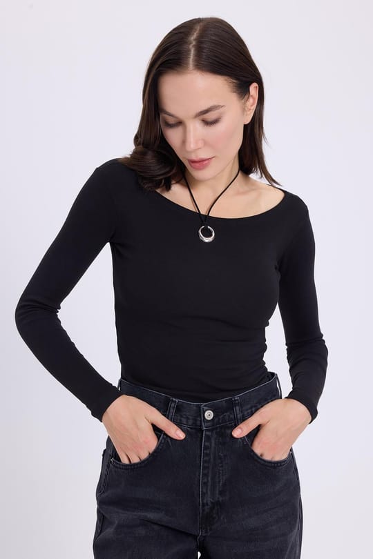 Kadın Slim Fit Dar Kesim Pamuklu Modal Kumaş Uzun Kollu Kayık Yaka Siyah Bluz