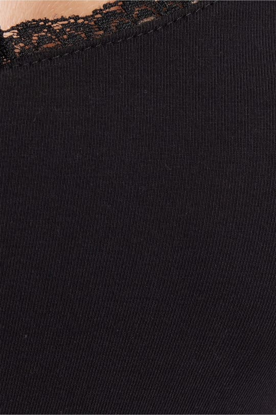 Kadın Slim Fit Dar Kesim Pamuklu İnce Askılı Dantel Detaylı Siyah Crop Atlet