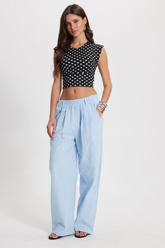 Kadın Slim Fit Dar Kesim Puantiyeli Bisiklet Yaka Siyah Crop Bluz