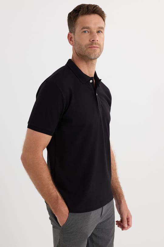 Erkek Regular Fit Klasik Kesim Pamuklu Yumuşak Dokulu Serin Tutan Kumaş Düz Siyah Polo Yaka Tişört
