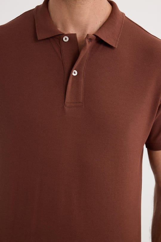 Erkek Regular Fit Klasik Kesim Pamuklu Yumuşak Dokulu Serin Tutan Kumaş Düz Kahverengi Polo Yaka Tişört