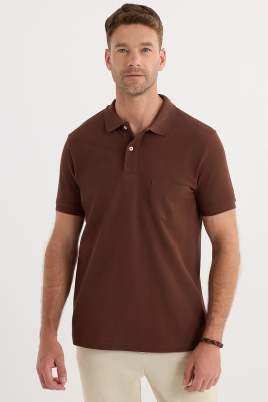 Erkek Regular Fit Klasik Kesim %100 Pamuk Düz Pike Cepli Koyu Kahverengi Polo Yaka Tişört