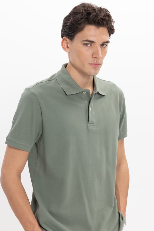 Erkek Regular Fit Rahat Kesim %100 Pamuk Düz Pike Yeşil Polo Yaka Tişört