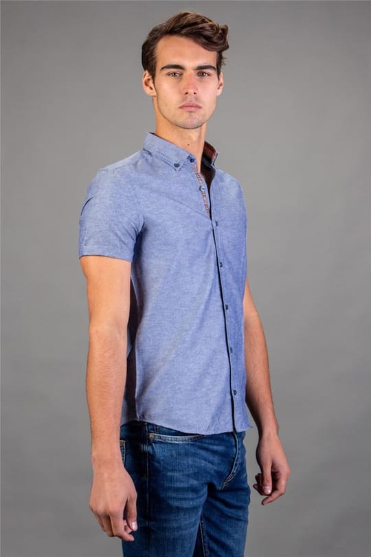 Erkek Slim Fit Dar Kesim Kısa Kollu Pamuklu Oxford Doku Lacivert Düğmeli Yaka Gömlek
