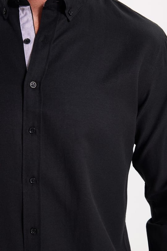 Slim Fit Uzun Kollu Düğmeli Yaka Pamuklu Kolay Ütülenebilir Düz Erkek Gömlek
