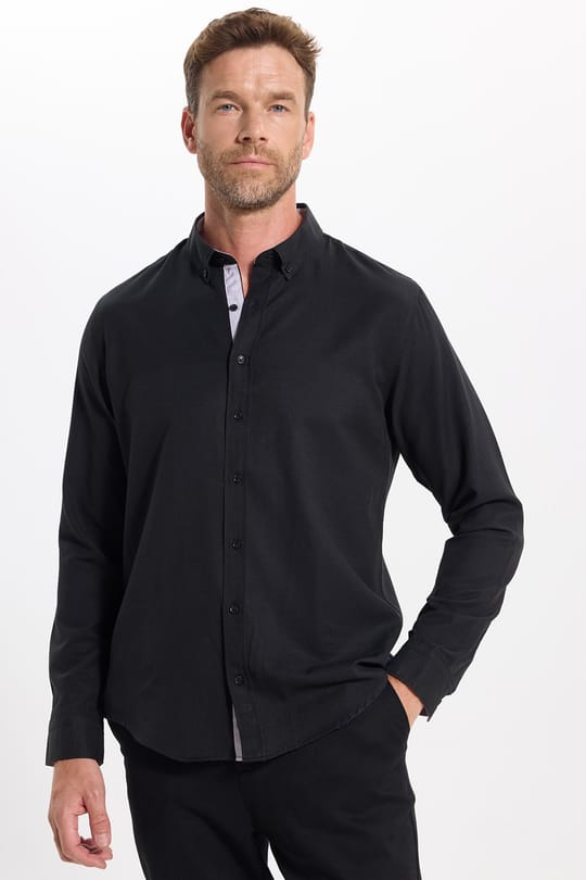 Slim Fit Uzun Kollu Düğmeli Yaka Pamuklu Kolay Ütülenebilir Düz Erkek Gömlek