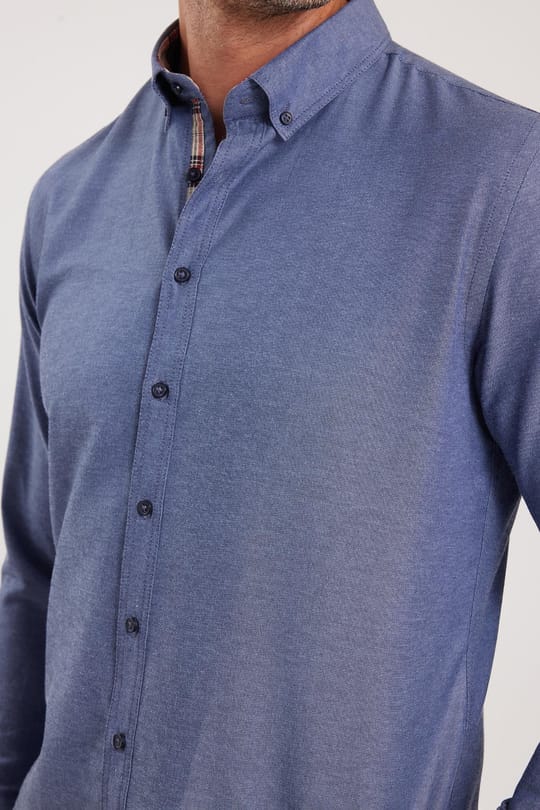 Erkek Slim Fit Dar Kesim Uzun Kollu Pamuklu Oxford Doku Lacivert Düğmeli Yaka Gömlek