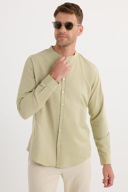 Erkek Slim Fit Dar Kesim Pamuklu Kolay Ütü Yeşil Hakim Yaka Gömlek