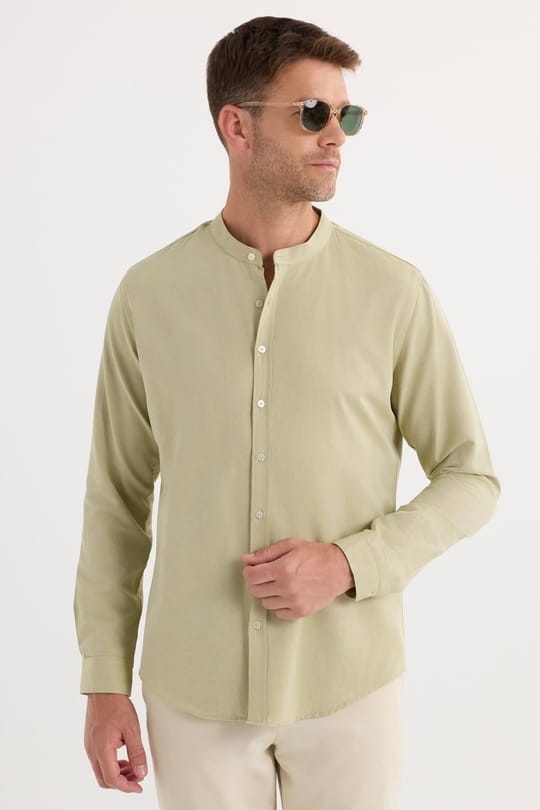 Erkek Slim Fit Dar Kesim Pamuklu Kolay Ütü Yeşil Hakim Yaka Gömlek