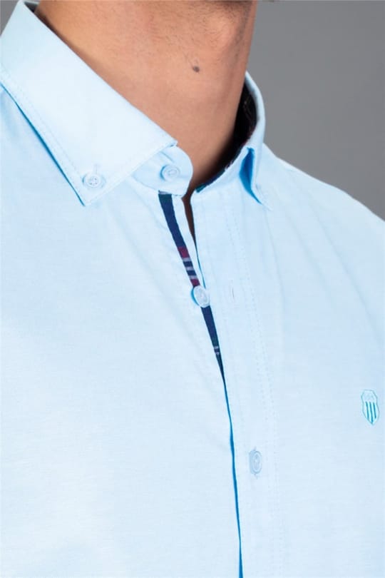 Erkek Slim Fit Dar Kesim Kısa Kollu Pamuklu Oxford Doku Turkuaz Düğmeli Yaka Gömlek
