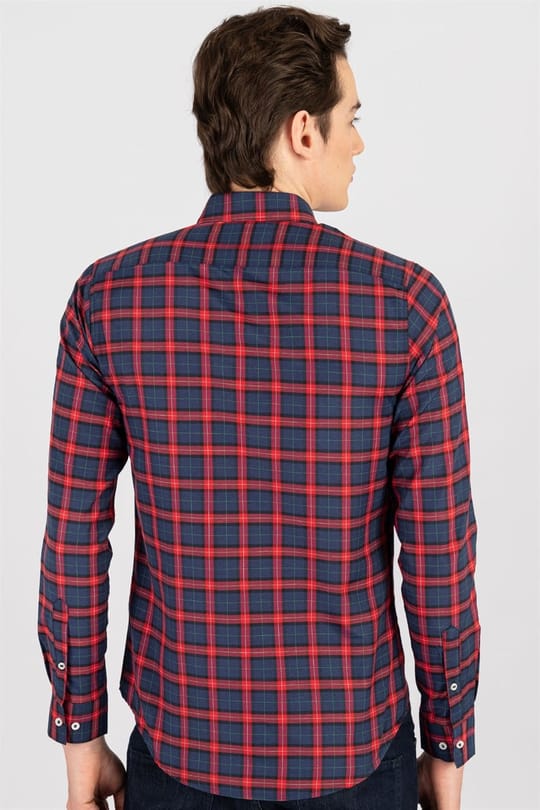 Slim Fit Uzun Kollu Düğmeli Yaka Kareli Pamuklu Kolay Ütü Erkek Gömlek