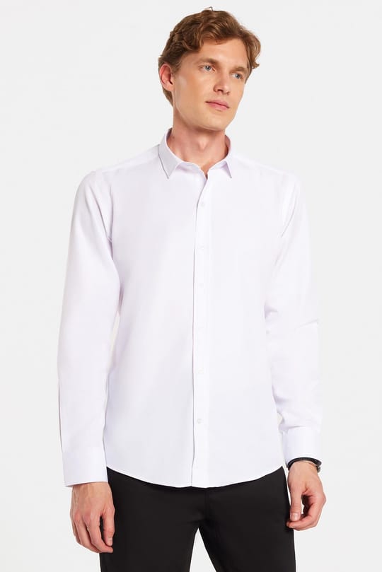 Modern Slim Fit Uzun Kollu Pamuklu Kolay Ütü Armürlü Beyaz Erkek Gömlek