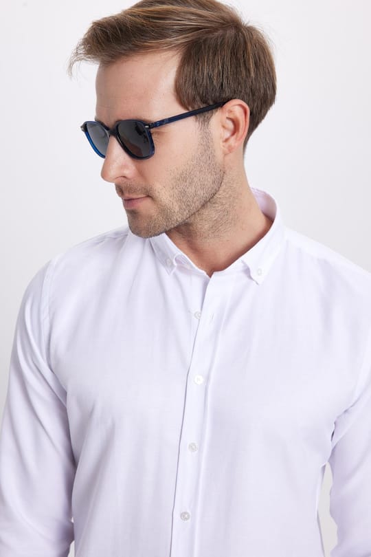 Erkek Slim Fit Dar Kesim Uzun Kollu Pamuklu Kolay Ütü Beyaz Düğmeli Yaka Gömlek