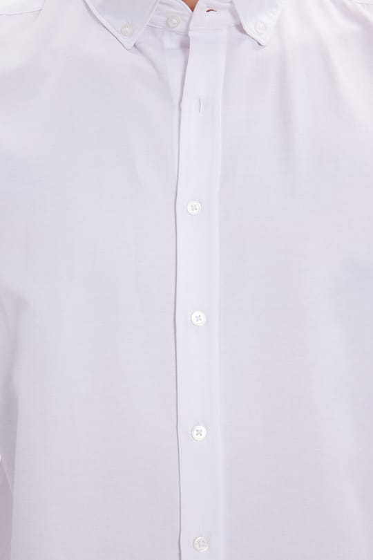 Erkek Slim Fit Dar Kesim Uzun Kollu Pamuklu Kolay Ütü Beyaz Düğmeli Yaka Gömlek