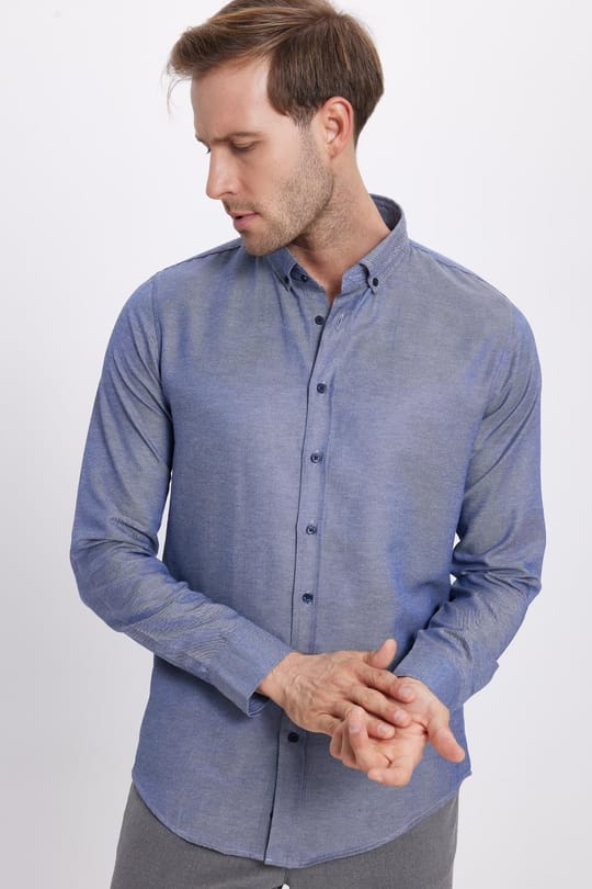 Slim Fit Uzun Kollu Düğmeli Yaka Pamuklu Kolay Ütü Düz Erkek Gömlek