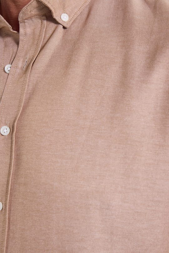 Slim Fit Uzun Kollu Düğmeli Yaka Pamuklu Kolay Ütülenebilir Düz Erkek Gömlek