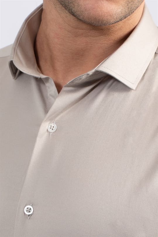Slim Fit Uzun Kollu Likralı Düz Pamuk Saten Erkek Krem Gömlek