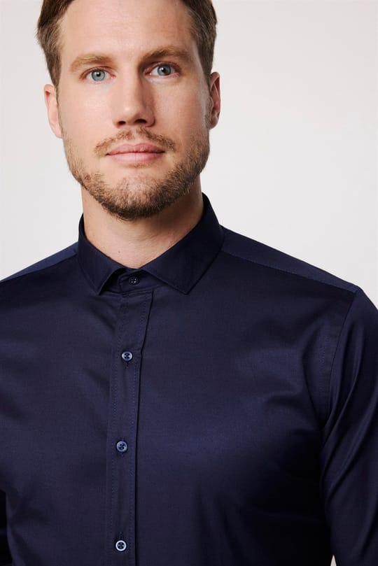 Slim Fit Uzun Kollu Likralı Düz Pamuk Saten Erkek Lacivert Gömlek