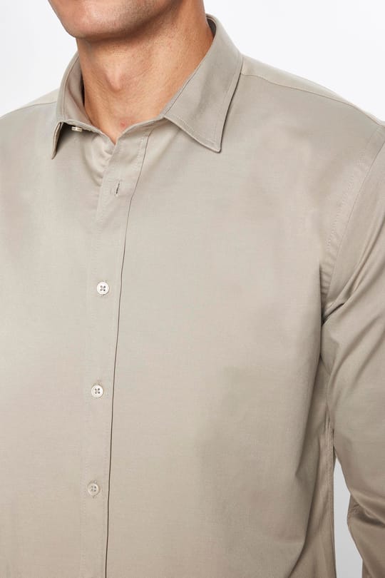 Erkek Slim Fit Dar Kesim Uzun Kollu Pamuklu Saten Taş Renk Gömlek