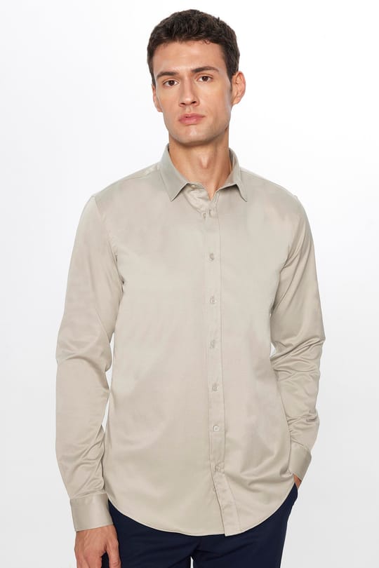 Erkek Slim Fit Dar Kesim Uzun Kollu Pamuklu Saten Taş Renk Gömlek
