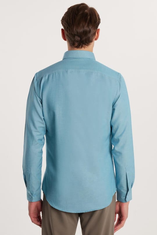 Erkek Slim Fit Dar Kesim Uzun Kollu Pamuklu Oxford Doku Petrol Renk Düğmeli Yaka Gömlek