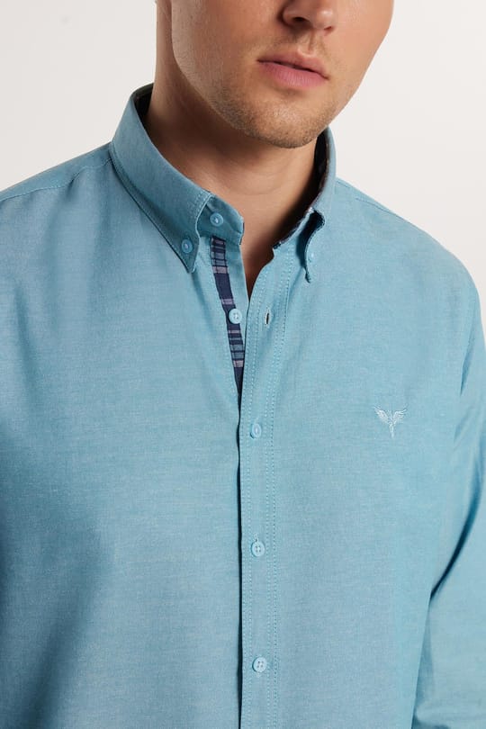 Erkek Slim Fit Dar Kesim Uzun Kollu Pamuklu Oxford Doku Petrol Renk Düğmeli Yaka Gömlek