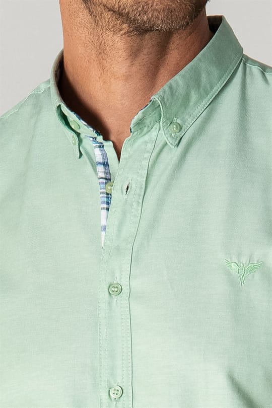 Erkek Slim Fit Dar Kesim Uzun Kollu Pamuklu Oxford Doku Kolay Ütülenebilir Mint Düğmeli Yaka Gömlek