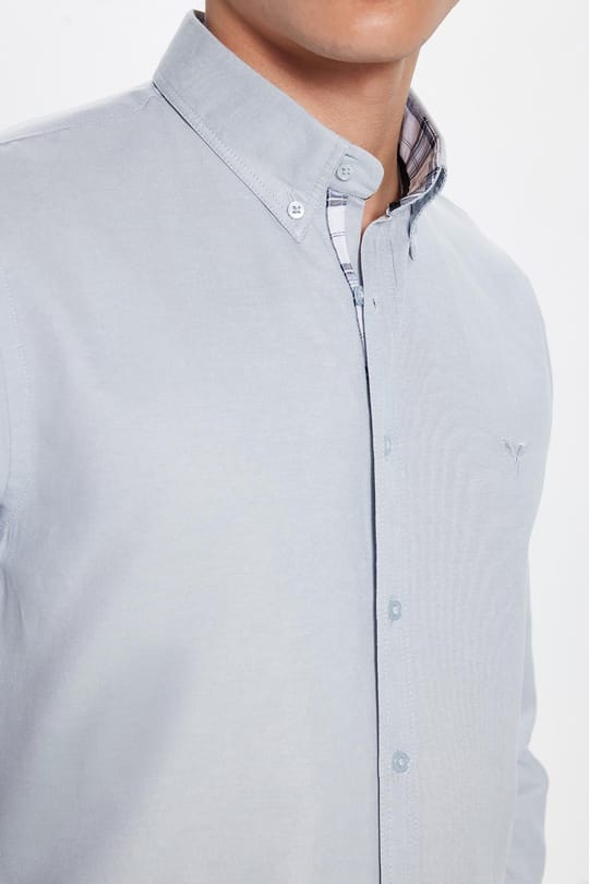 Erkek Slim Fit Dar Kesim Uzun Kollu Pamuklu Oxford Doku Kolay Ütülenebilir Gri Düğmeli Yaka Gömlek