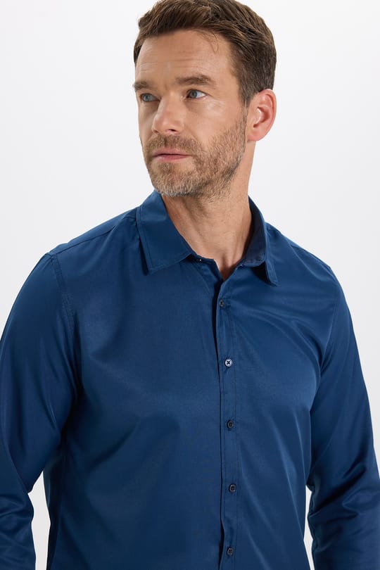 Slim Fit Kolay Ütülenebilir Ter Konforu Sağlayan Kravatlık Yaka Dört Mevsim Lacivert Erkek Gömlek