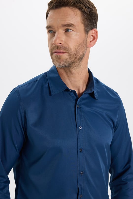 Slim Fit Kolay Ütülenebilir Ter Konforu Sağlayan Kravatlık Yaka Dört Mevsim Lacivert Erkek Gömlek