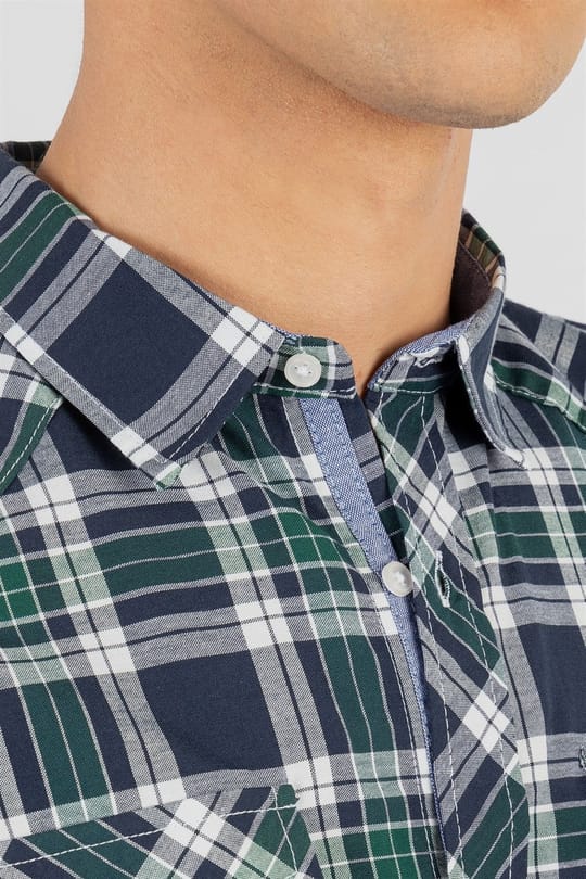 Slim Fit Kısa Kollu Ekose Çift Cep Kapaklı Erkek Gömlek