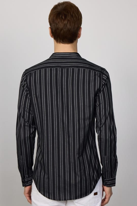 Slim Fit Uzun Kollu Hakim Yaka Pamuklu Kolay Ütü Çizgili Siyah Erkek Gömlek