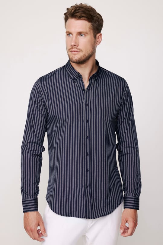 Slim Fit Pamuklu Kolay Ütü Çizgili Lacivert Erkek Gömlek