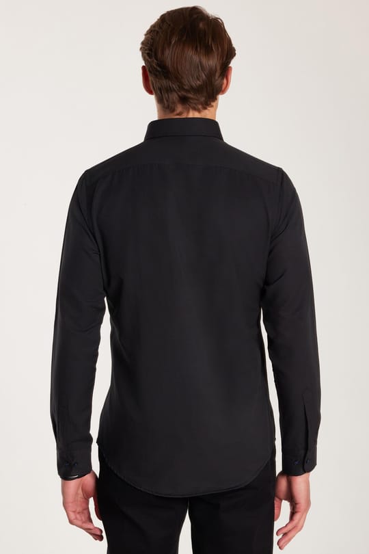 Slim Fit Uzun Kollu Düğmeli Yaka Pamuklu Kolay Ütü Düz Erkek Gömlek