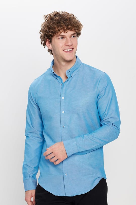 Slim Fit Uzun Kollu Düğmeli Yaka Pamuklu Kolay Ütü Düz Erkek Gömlek