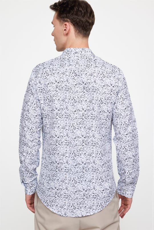 Slim Fit Uzun Kollu Baskılı Desenli Kolay Ütü Yaka Düğmeli Beyaz Gömlek