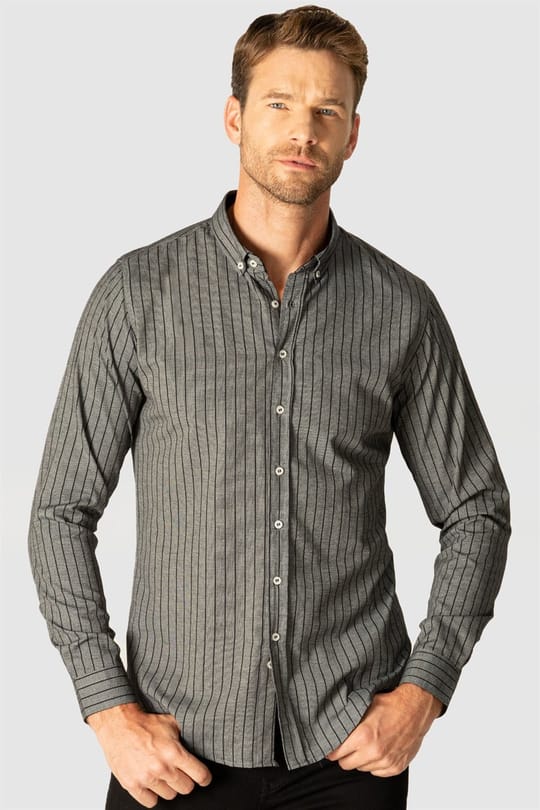 Slim Fit Uzun Kollu Düğmeli Yaka Pamuklu Kolay Ütü Çizgili Erkek Gömlek