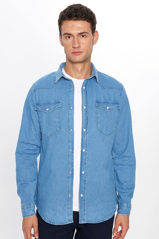 Erkek Slim Fit Dar Kesim Uzun Kollu Çift Cepli Kapaklı Parça Dikişli Mavi Denim Kot Gömlek