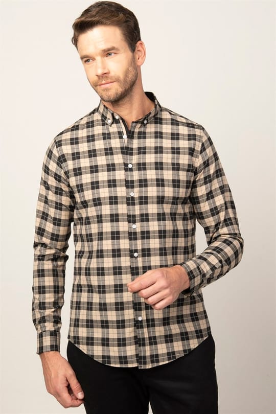 Erkek Slim Fit Dar Kesim Uzun Kollu Pamuklu Kolay Ütü Kareli Düğmeli Yaka Gömlek