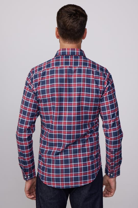 Erkek Slim Fit Dar Kesim Uzun Kollu Pamuklu Kolay Ütü Kareli Düğmeli Yaka Gömlek
