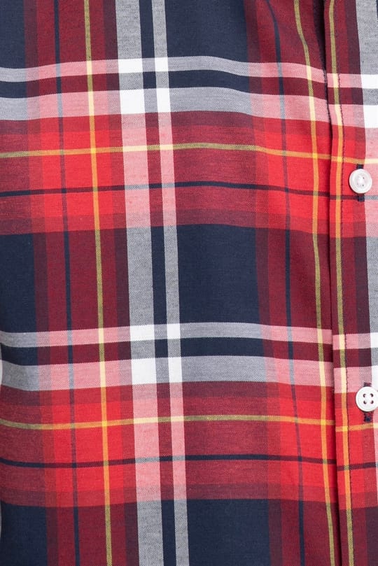 Erkek Slim Fit Dar Kesim Uzun Kollu Pamuklu Kolay Ütü Kareli Düğmeli Yaka Gömlek